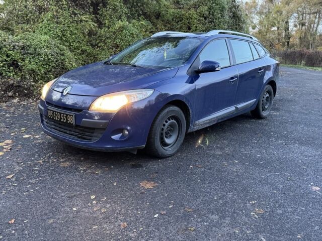 Синий Рено Меган, объемом двигателя 0 л и пробегом 222 тыс. км за 3599 $, фото 2 на Automoto.ua