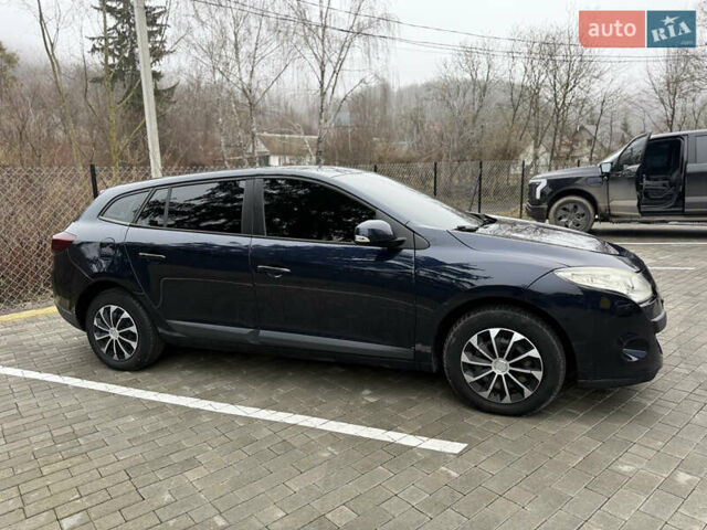 Синий Рено Меган, объемом двигателя 1.46 л и пробегом 220 тыс. км за 5600 $, фото 10 на Automoto.ua