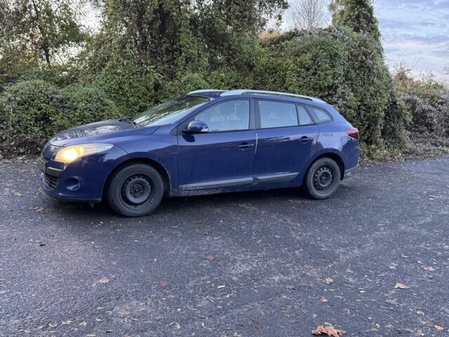 Синий Рено Меган, объемом двигателя 0 л и пробегом 222 тыс. км за 3790 $, фото 5 на Automoto.ua