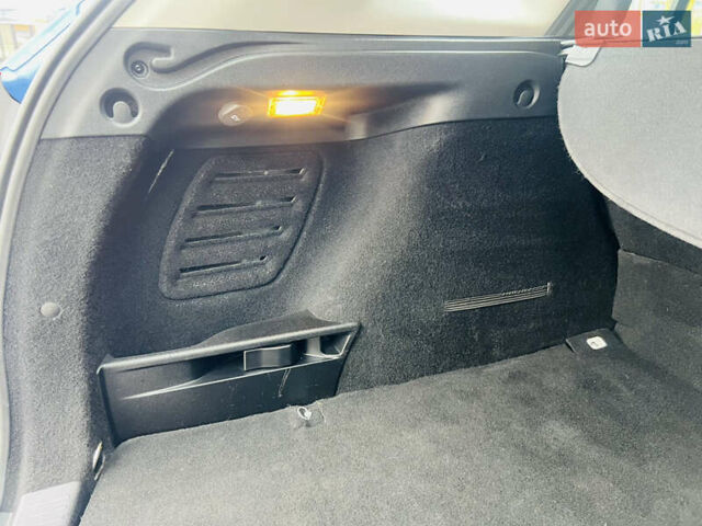 Синий Рено Меган, объемом двигателя 1.6 л и пробегом 252 тыс. км за 7000 $, фото 58 на Automoto.ua