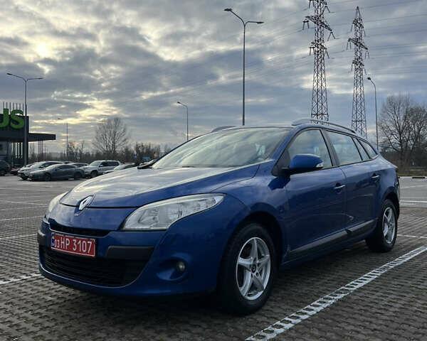 Синій Рено Меган, об'ємом двигуна 1.6 л та пробігом 252 тис. км за 6750 $, фото 7 на Automoto.ua