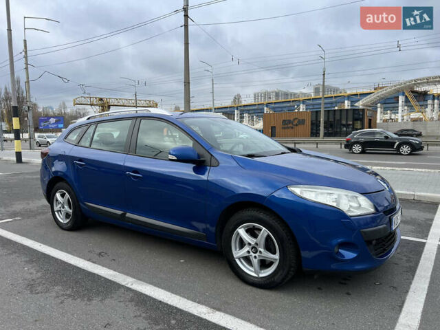 Синий Рено Меган, объемом двигателя 1.6 л и пробегом 252 тыс. км за 7000 $, фото 6 на Automoto.ua