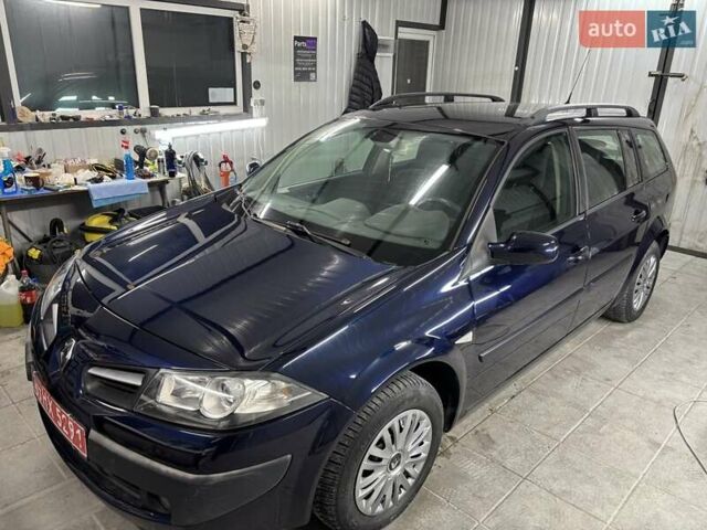 Синий Рено Меган, объемом двигателя 1.6 л и пробегом 225 тыс. км за 5650 $, фото 19 на Automoto.ua