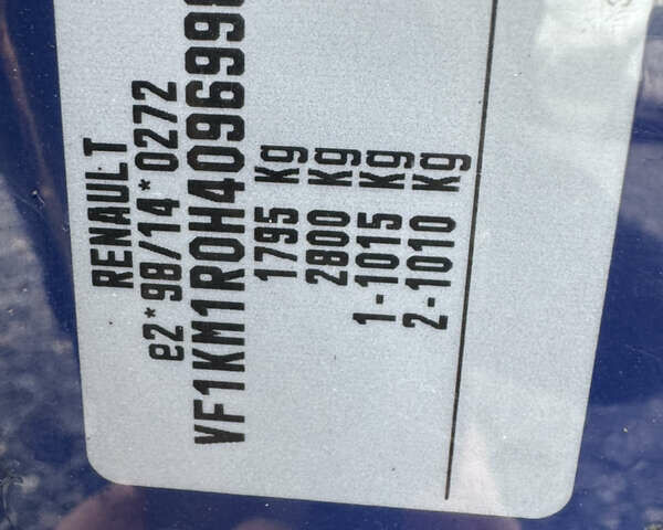 Синий Рено Меган, объемом двигателя 1.6 л и пробегом 240 тыс. км за 5400 $, фото 21 на Automoto.ua