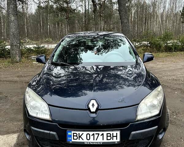 Синий Рено Меган, объемом двигателя 1.46 л и пробегом 355 тыс. км за 4700 $, фото 5 на Automoto.ua