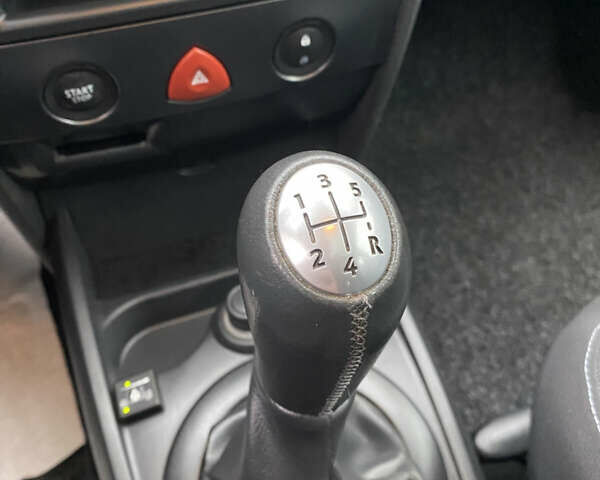 Синій Рено Меган, об'ємом двигуна 1.6 л та пробігом 186 тис. км за 6500 $, фото 17 на Automoto.ua