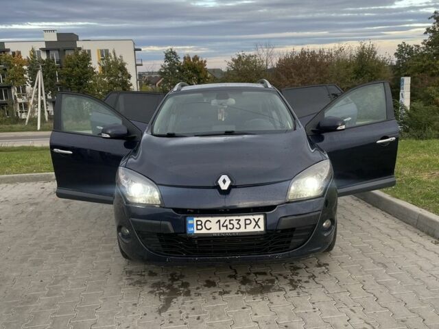 Синій Рено Меган, об'ємом двигуна 1.9 л та пробігом 300 тис. км за 6500 $, фото 8 на Automoto.ua