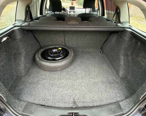 Синій Рено Меган, об'ємом двигуна 1.6 л та пробігом 186 тис. км за 6500 $, фото 33 на Automoto.ua