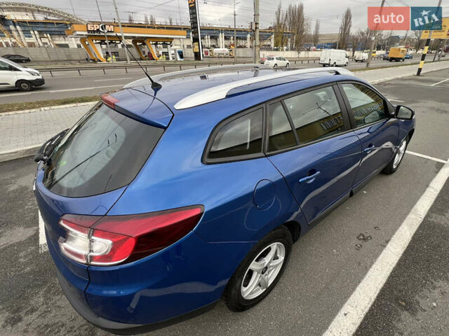 Синий Рено Меган, объемом двигателя 1.6 л и пробегом 252 тыс. км за 7000 $, фото 30 на Automoto.ua