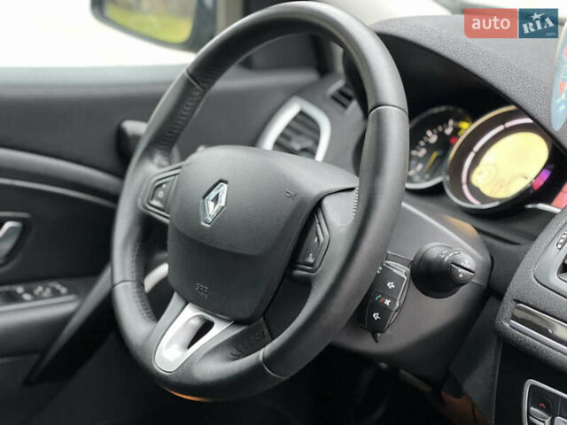 Синій Рено Меган, об'ємом двигуна 1.5 л та пробігом 192 тис. км за 7600 $, фото 21 на Automoto.ua