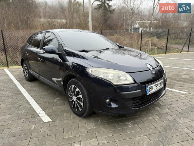 Синий Рено Меган, объемом двигателя 1.46 л и пробегом 220 тыс. км за 5600 $, фото 11 на Automoto.ua