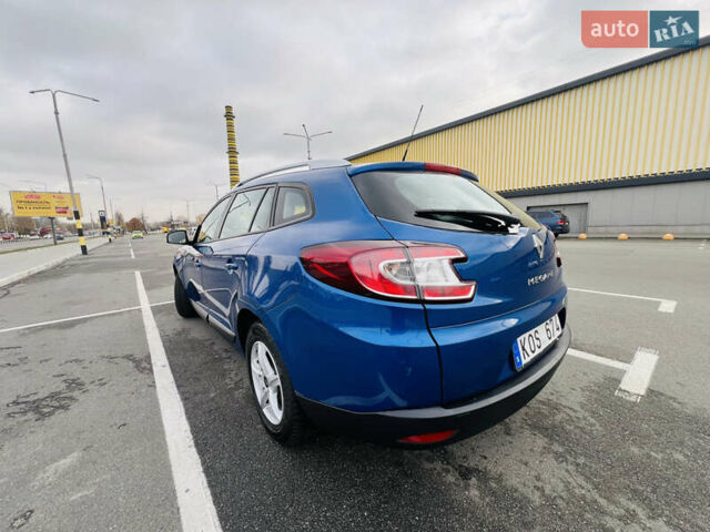 Синий Рено Меган, объемом двигателя 1.6 л и пробегом 252 тыс. км за 7000 $, фото 19 на Automoto.ua