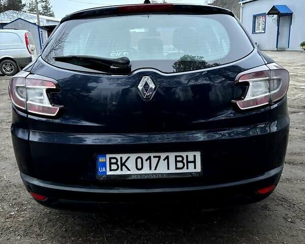 Синий Рено Меган, объемом двигателя 1.46 л и пробегом 355 тыс. км за 4700 $, фото 4 на Automoto.ua