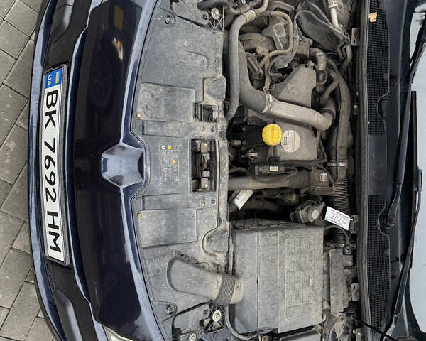 Синий Рено Меган, объемом двигателя 1.46 л и пробегом 220 тыс. км за 5600 $, фото 35 на Automoto.ua