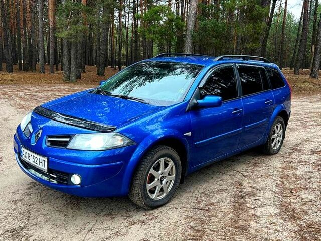 Синій Рено Меган, об'ємом двигуна 1.6 л та пробігом 234 тис. км за 5800 $, фото 1 на Automoto.ua
