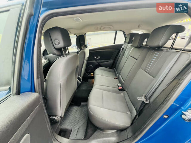 Синий Рено Меган, объемом двигателя 1.6 л и пробегом 252 тыс. км за 7000 $, фото 40 на Automoto.ua