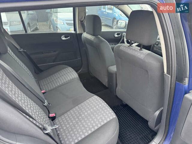 Синий Рено Меган, объемом двигателя 1.6 л и пробегом 240 тыс. км за 5400 $, фото 13 на Automoto.ua