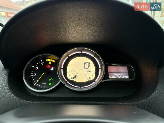 Синий Рено Меган, объемом двигателя 1.46 л и пробегом 220 тыс. км за 5600 $, фото 37 на Automoto.ua