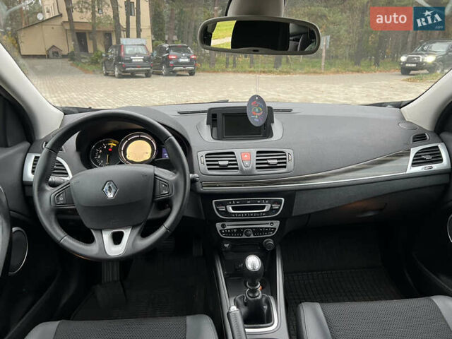 Синій Рено Меган, об'ємом двигуна 1.5 л та пробігом 192 тис. км за 7600 $, фото 27 на Automoto.ua
