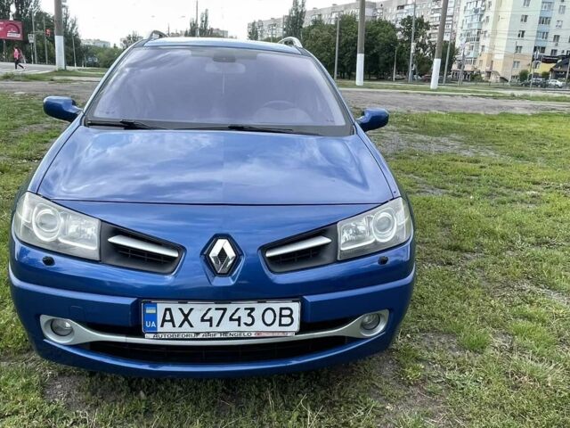 Синий Рено Меган, объемом двигателя 1.6 л и пробегом 200 тыс. км за 5850 $, фото 1 на Automoto.ua