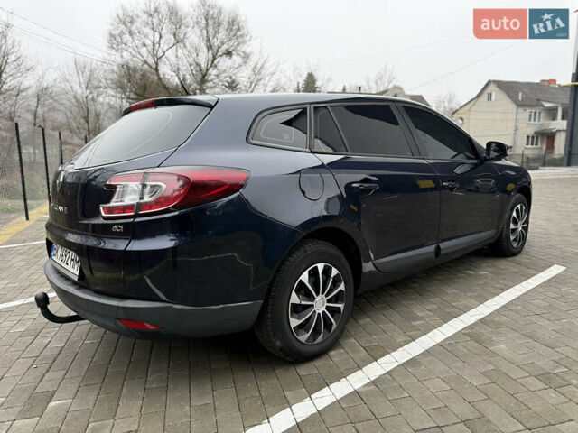 Синий Рено Меган, объемом двигателя 1.46 л и пробегом 220 тыс. км за 5600 $, фото 9 на Automoto.ua