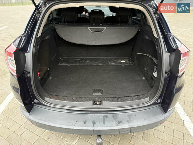 Синий Рено Меган, объемом двигателя 1.46 л и пробегом 220 тыс. км за 5600 $, фото 33 на Automoto.ua