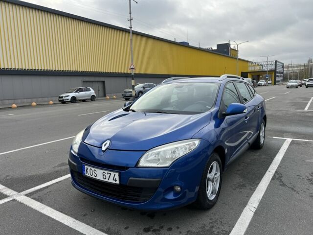 Синий Рено Меган, объемом двигателя 1.6 л и пробегом 252 тыс. км за 7000 $, фото 1 на Automoto.ua