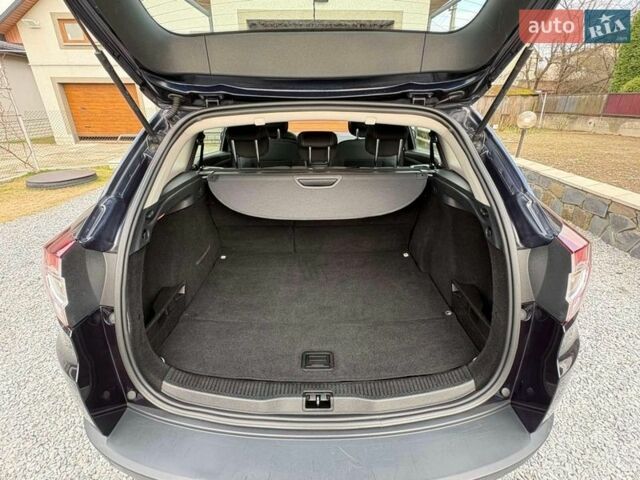 Синий Рено Меган, объемом двигателя 1.6 л и пробегом 242 тыс. км за 6799 $, фото 24 на Automoto.ua