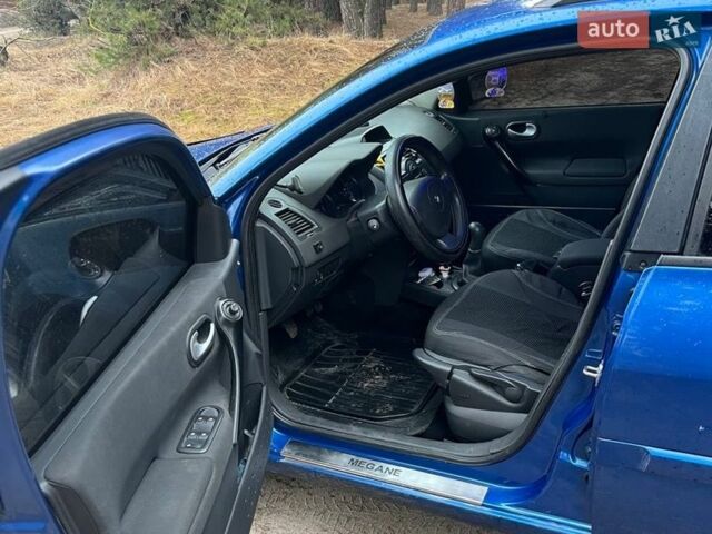 Синій Рено Меган, об'ємом двигуна 1.6 л та пробігом 235 тис. км за 5800 $, фото 7 на Automoto.ua