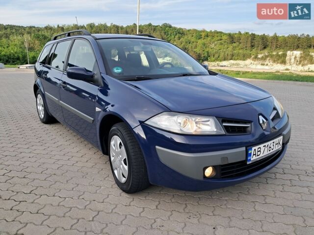 Синий Рено Меган, объемом двигателя 1.6 л и пробегом 224 тыс. км за 5200 $, фото 66 на Automoto.ua