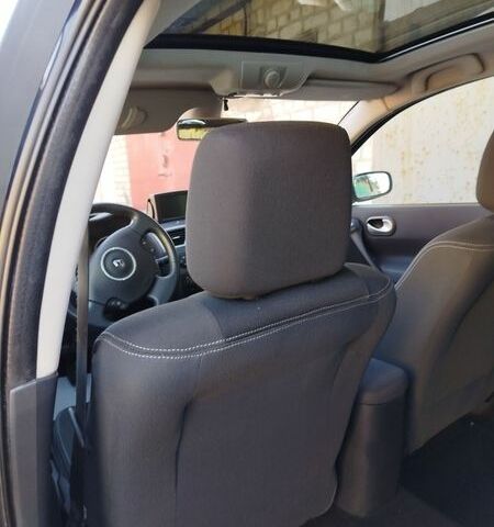 Синій Рено Меган, об'ємом двигуна 2 л та пробігом 176 тис. км за 6450 $, фото 79 на Automoto.ua