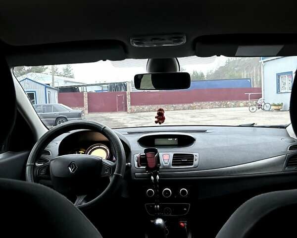 Синий Рено Меган, объемом двигателя 1.46 л и пробегом 355 тыс. км за 4700 $, фото 8 на Automoto.ua
