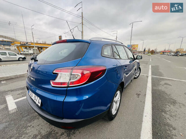 Синий Рено Меган, объемом двигателя 1.6 л и пробегом 252 тыс. км за 7000 $, фото 21 на Automoto.ua