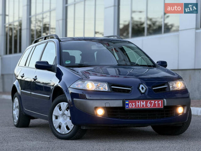 Рено Меган 2009 у Белой Церкве на Automoto.ua Синій Рено Меган, об'ємом двигуна 1.6 л та пробігом 202 тис. км за 5500 $, фото 1 на Automoto.ua