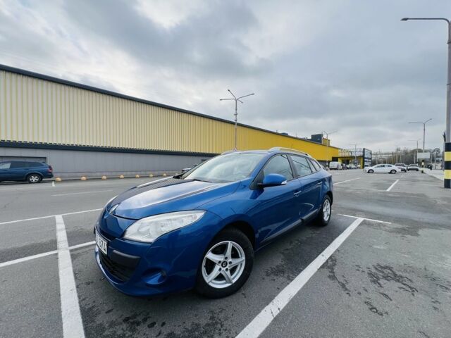 Синий Рено Меган, объемом двигателя 1.6 л и пробегом 252 тыс. км за 7000 $, фото 2 на Automoto.ua