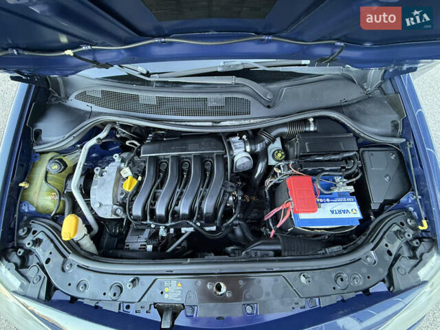 Рено Меган 2009 у Белой Церкве на Automoto.ua Синій Рено Меган, об'ємом двигуна 1.6 л та пробігом 202 тис. км за 5500 $, фото 102 на Automoto.ua