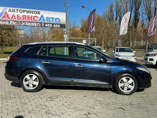 Синій Рено Меган, об'ємом двигуна 1.9 л та пробігом 215 тис. км за 6300 $, фото 7 на Automoto.ua