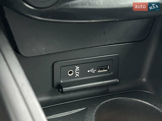 Синій Рено Меган, об'ємом двигуна 1.5 л та пробігом 192 тис. км за 7600 $, фото 31 на Automoto.ua