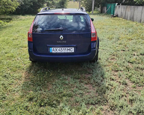 Синий Рено Меган, объемом двигателя 1.6 л и пробегом 220 тыс. км за 6200 $, фото 4 на Automoto.ua