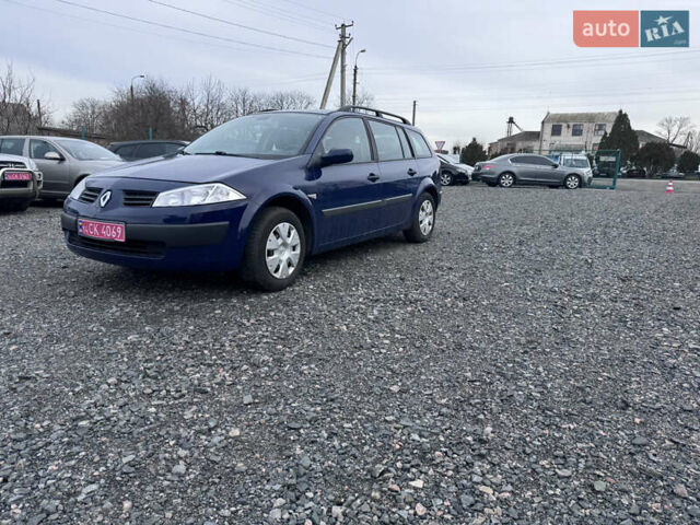 Синий Рено Меган, объемом двигателя 1.6 л и пробегом 240 тыс. км за 5400 $, фото 2 на Automoto.ua