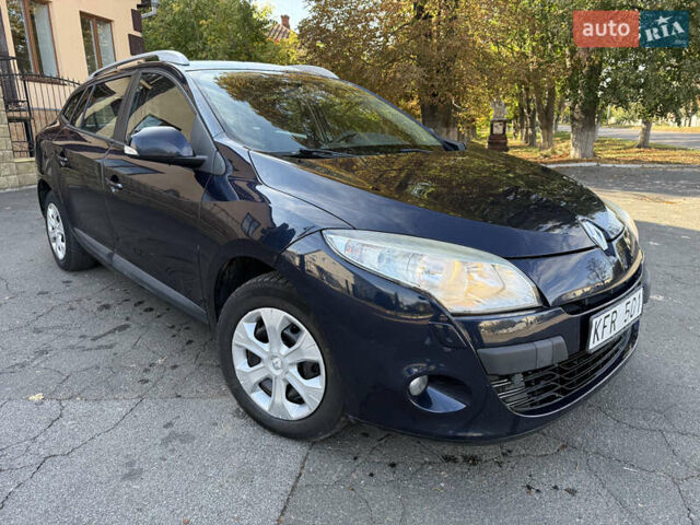 Синий Рено Меган, объемом двигателя 1.6 л и пробегом 190 тыс. км за 7450 $, фото 10 на Automoto.ua