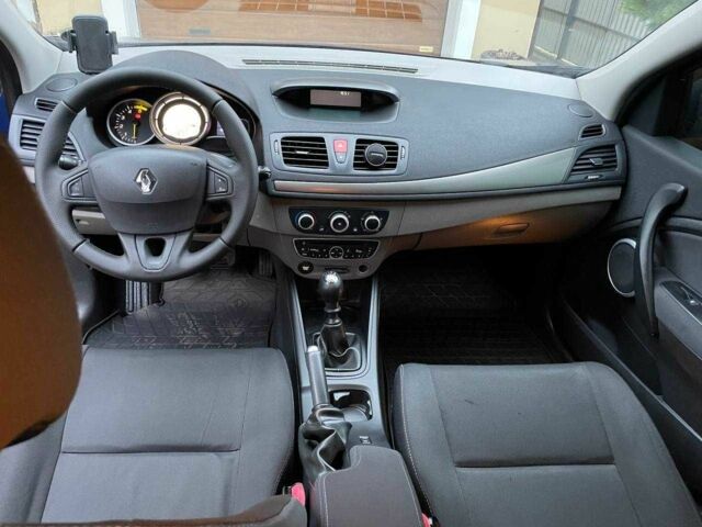 Синій Рено Меган, об'ємом двигуна 1.5 л та пробігом 307 тис. км за 6199 $, фото 15 на Automoto.ua