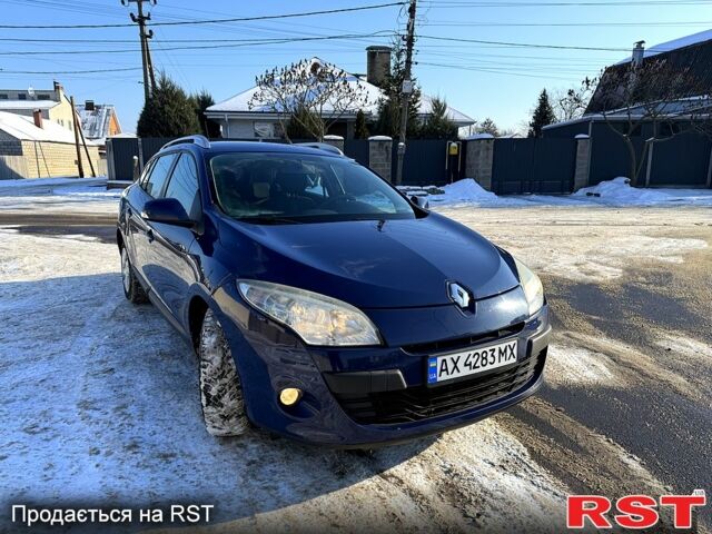 Синий Рено Меган, объемом двигателя 1.6 л и пробегом 17800 тыс. км за 6700 $, фото 8 на Automoto.ua