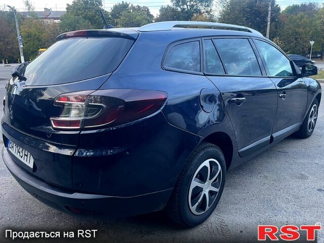 Синий Рено Меган, объемом двигателя 1.5 л и пробегом 318 тыс. км за 6200 $, фото 3 на Automoto.ua