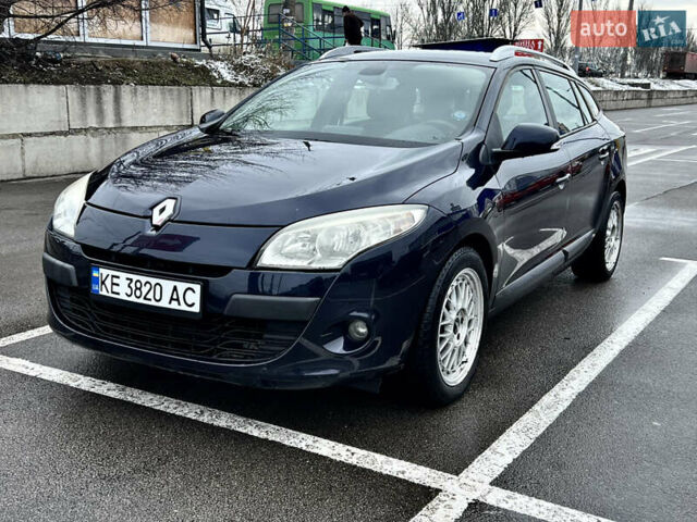 Синій Рено Меган, об'ємом двигуна 1.5 л та пробігом 212 тис. км за 7200 $, фото 2 на Automoto.ua
