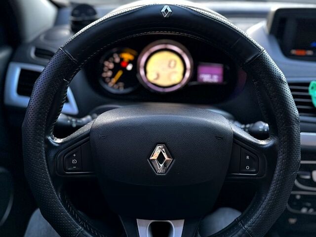 Синий Рено Меган, объемом двигателя 1.5 л и пробегом 215 тыс. км за 6500 $, фото 10 на Automoto.ua