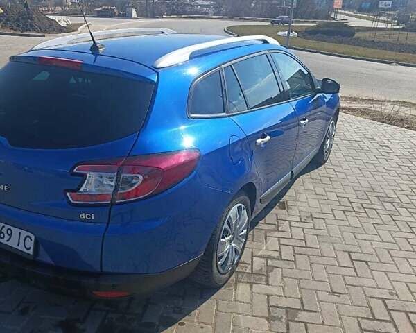 Синий Рено Меган, объемом двигателя 1.46 л и пробегом 313 тыс. км за 6800 $, фото 2 на Automoto.ua