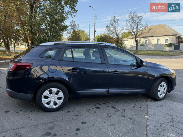 Синий Рено Меган, объемом двигателя 1.6 л и пробегом 190 тыс. км за 7450 $, фото 8 на Automoto.ua