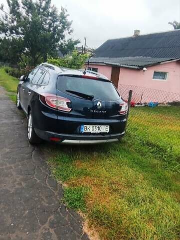 Синий Рено Меган, объемом двигателя 1.87 л и пробегом 355 тыс. км за 6900 $, фото 2 на Automoto.ua