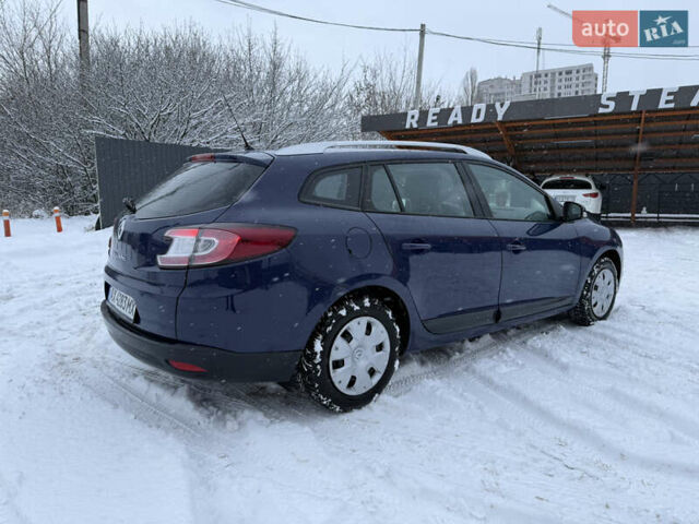 Синий Рено Меган, объемом двигателя 1.6 л и пробегом 178 тыс. км за 6800 $, фото 2 на Automoto.ua